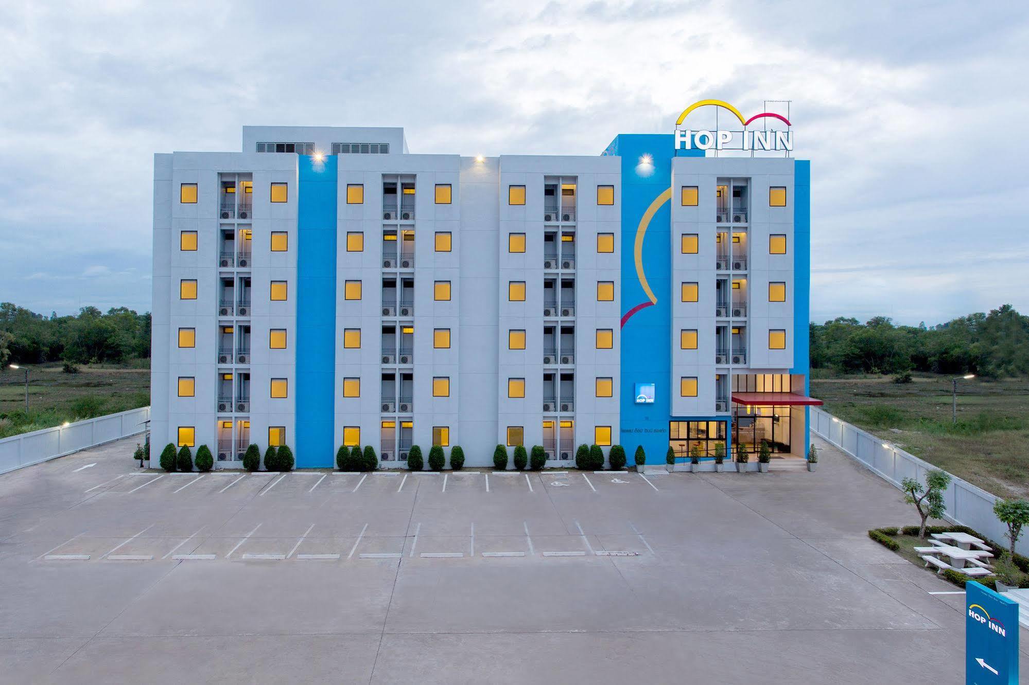 Hop Inn Phitsanulok Esterno foto