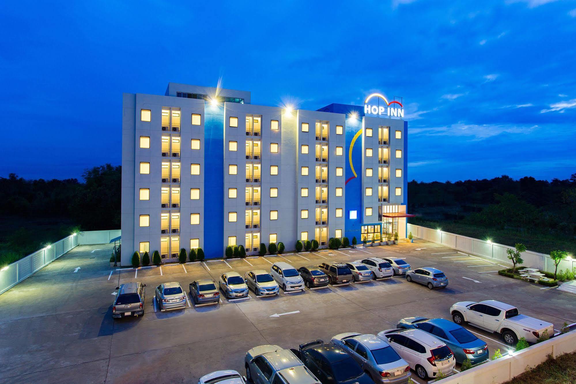 Hop Inn Phitsanulok Esterno foto