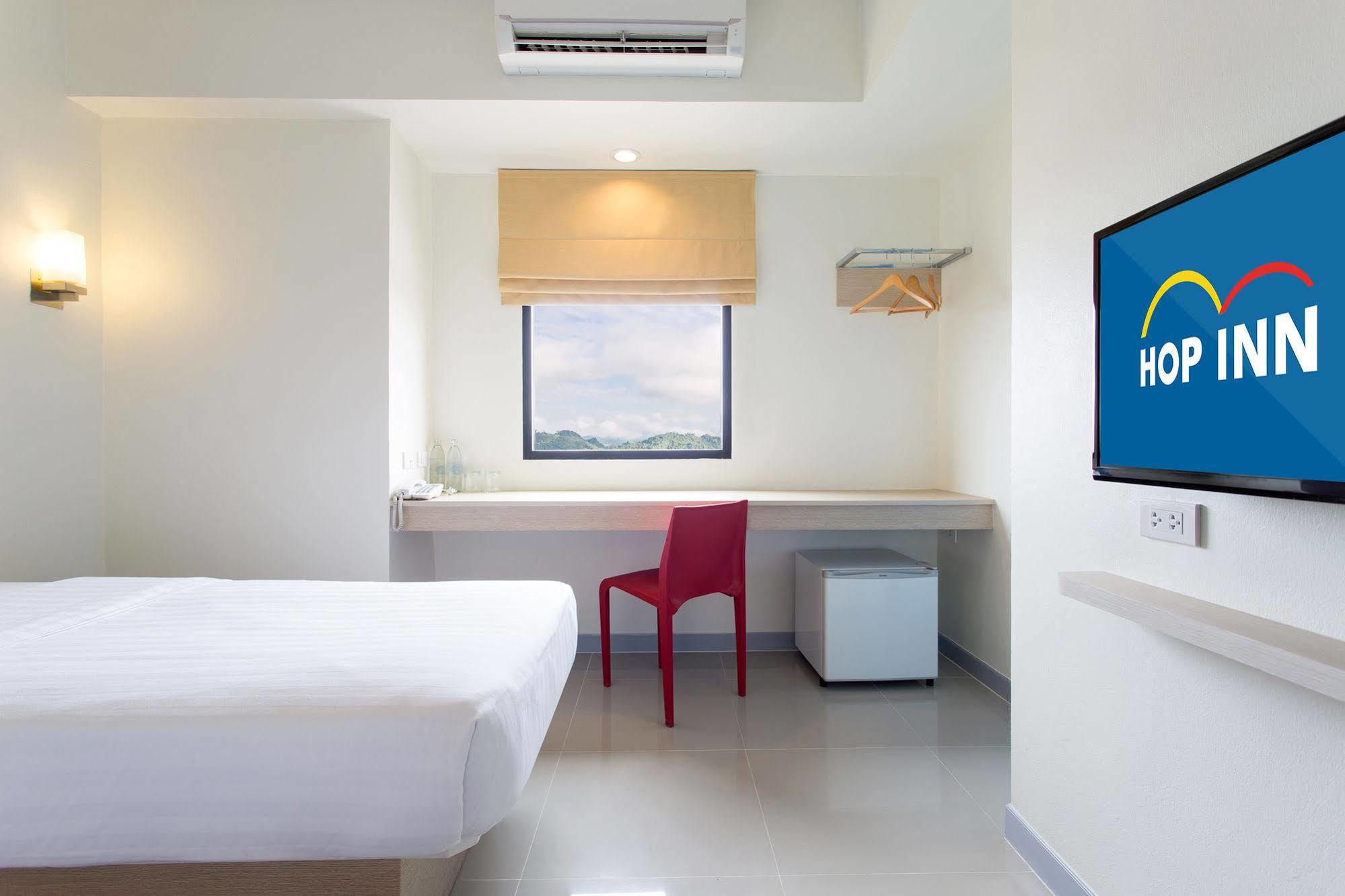 Hop Inn Phitsanulok Esterno foto